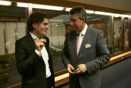 Volker Siegle und Prof. Claus Gerberich