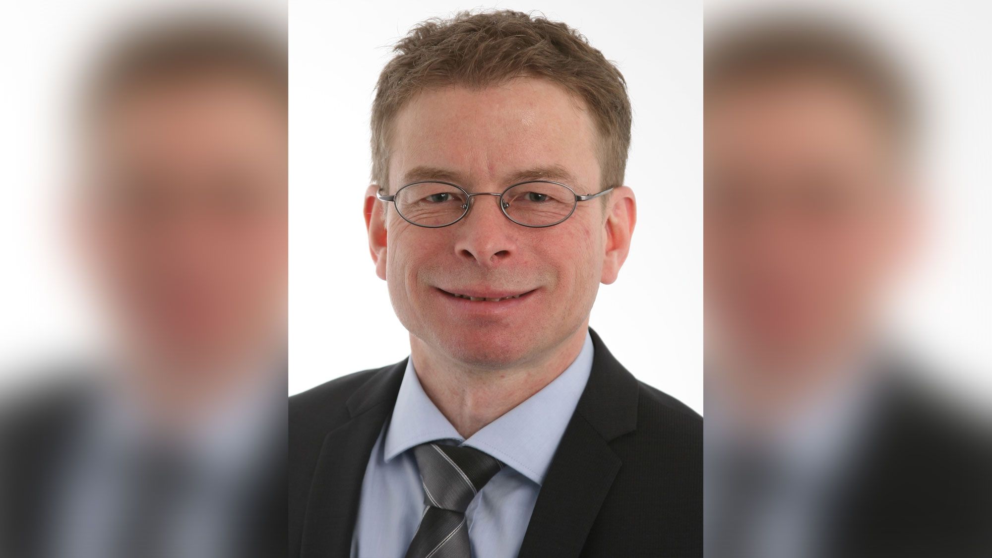 Thomas Müller: Wie Sie mit der Cloud kurzfristig Ihren Kundenservice digitalisieren und Wettbewerbsvorteile sichern